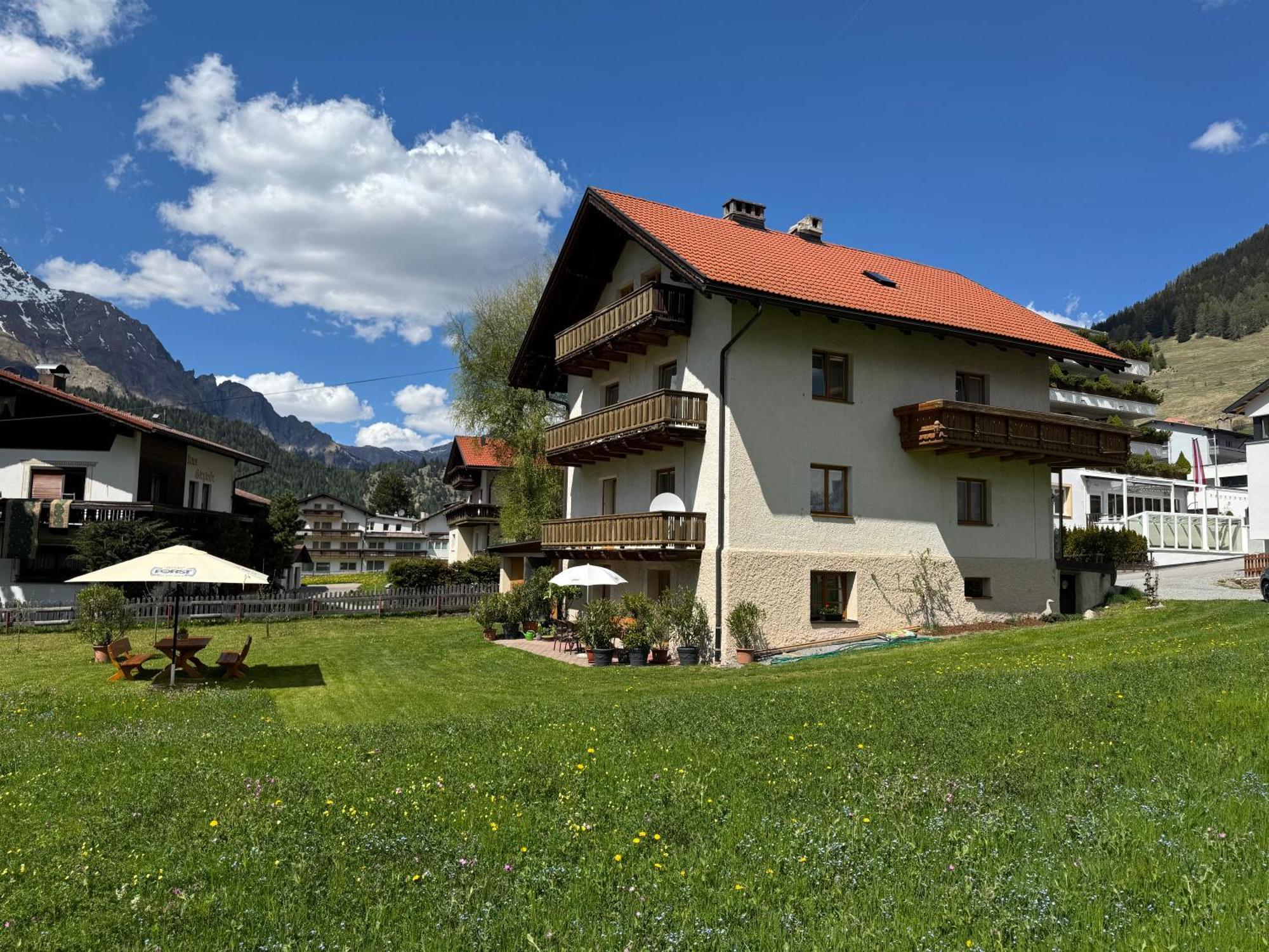 Hirschstube Nauders Bed & Breakfast Luaran gambar